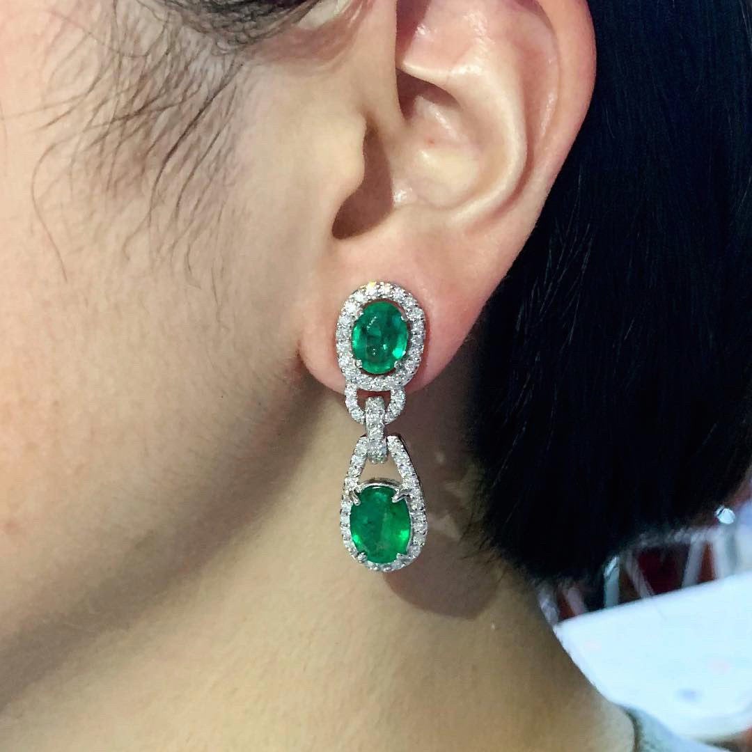 VIVID! 10.34TCW Green Emerald Diamond 18K solid WHITE gold handmade earrings dangle drop white gold chandelier unique zambia colombian oval