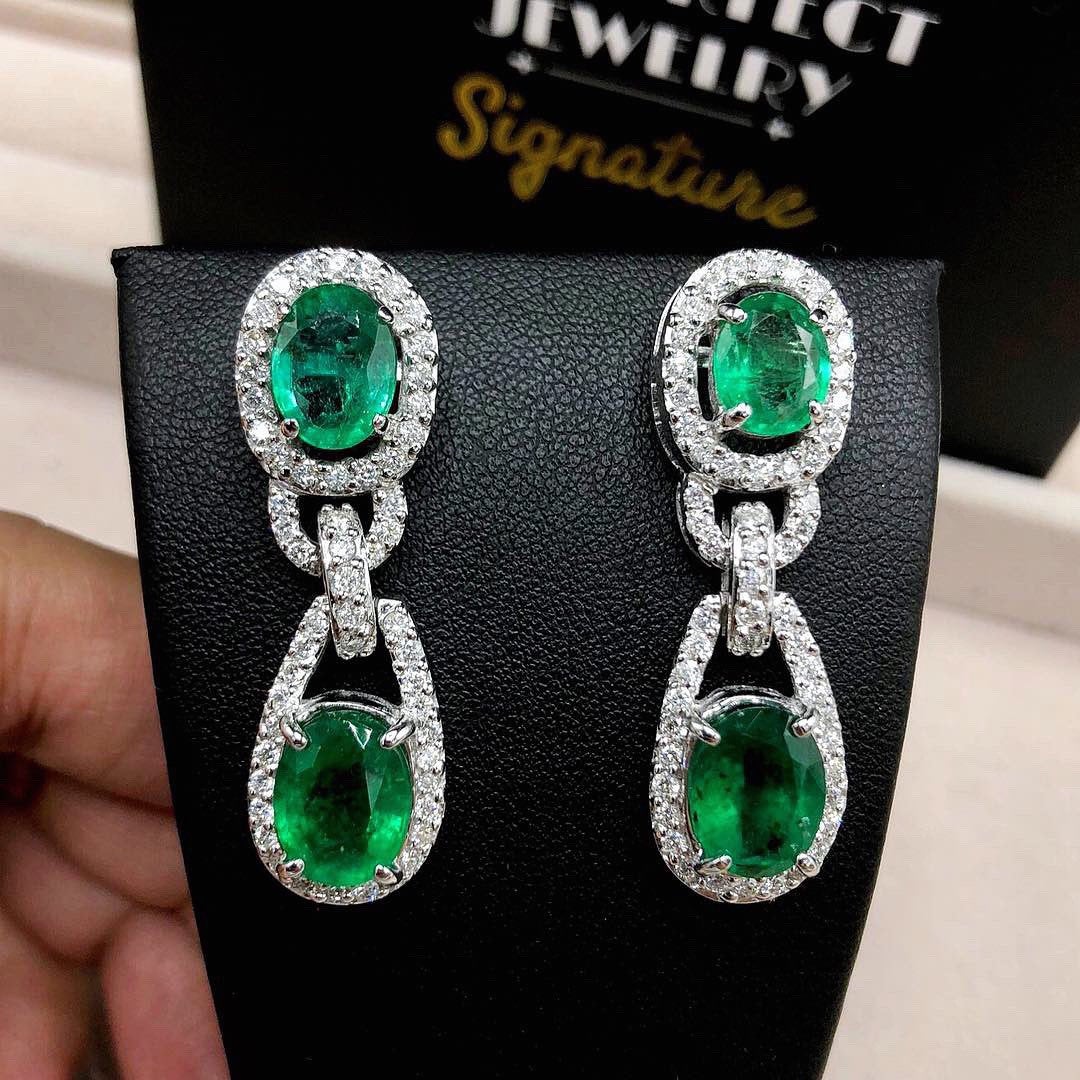 VIVID! 10.34TCW Green Emerald Diamond 18K solid WHITE gold handmade earrings dangle drop white gold chandelier unique zambia colombian oval