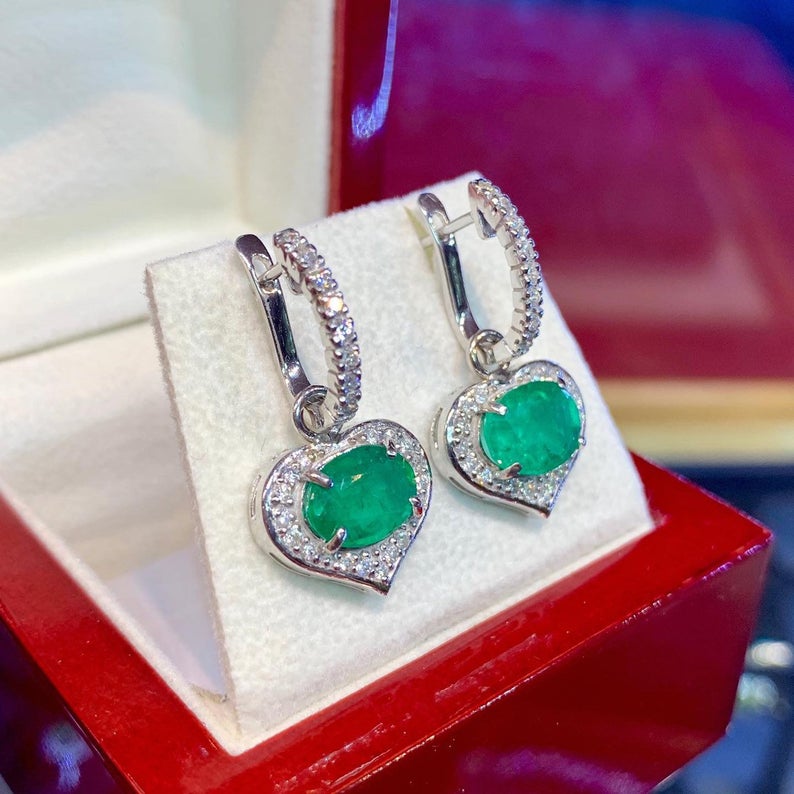 Dangling! 2.78TCW Green Emerald Diamond 18K solid WHITE gold handmade earrings dangle drop white gold chandelier zambia Colombian oval heart