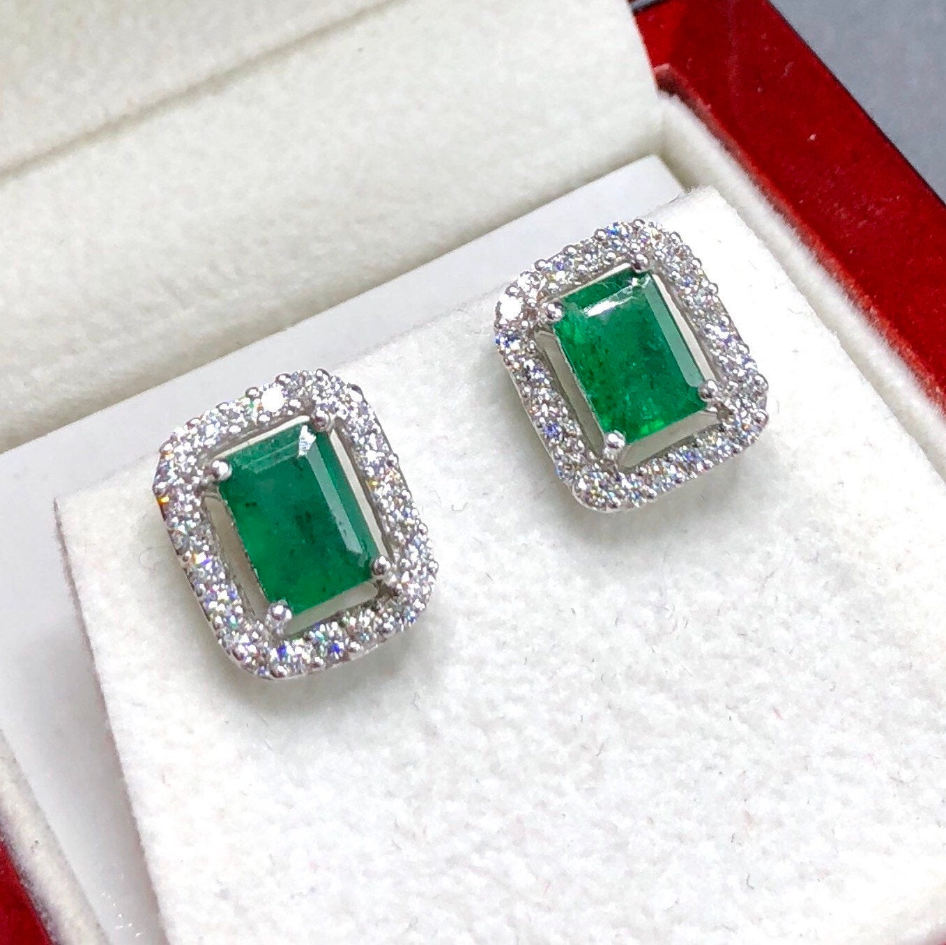 VIVID 2.43TCW Emerald VS Diamonds in 18K solid white gold earrings studs natural certified zambian Colombian halo wedding zambia christmas