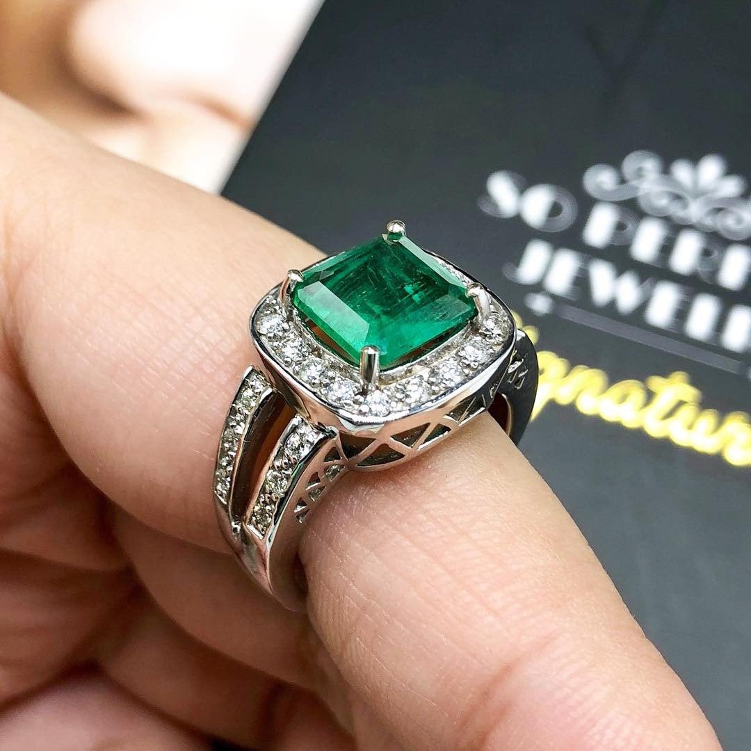 STUNNING! 3.29TCW Emerald VS Diamond 18k solid white gold ring engagement wedding colombian zambian Double halo modern natural art deco big