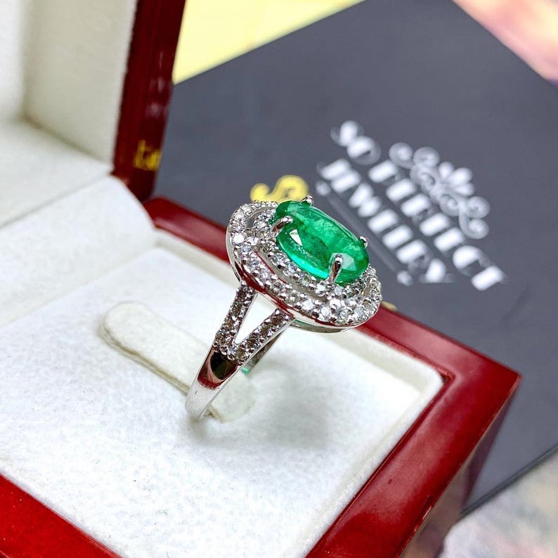 TOP GREEN 3.30TCW Emerald VS Diamond 18k solid white gold ring engagement wedding colombia zambian Double halo modern natural oval vivid