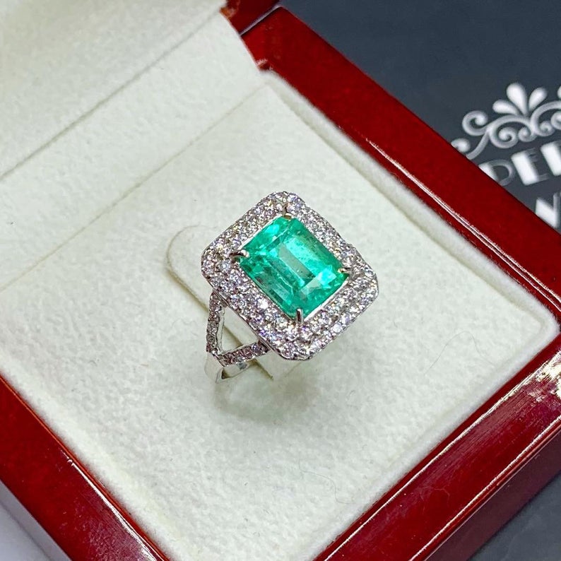 COLOMBIAN 3.10TCW Emerald VS Diamonds in 18k solid white gold ring engagement wedding colombia zambian Double halo modern natural art clean