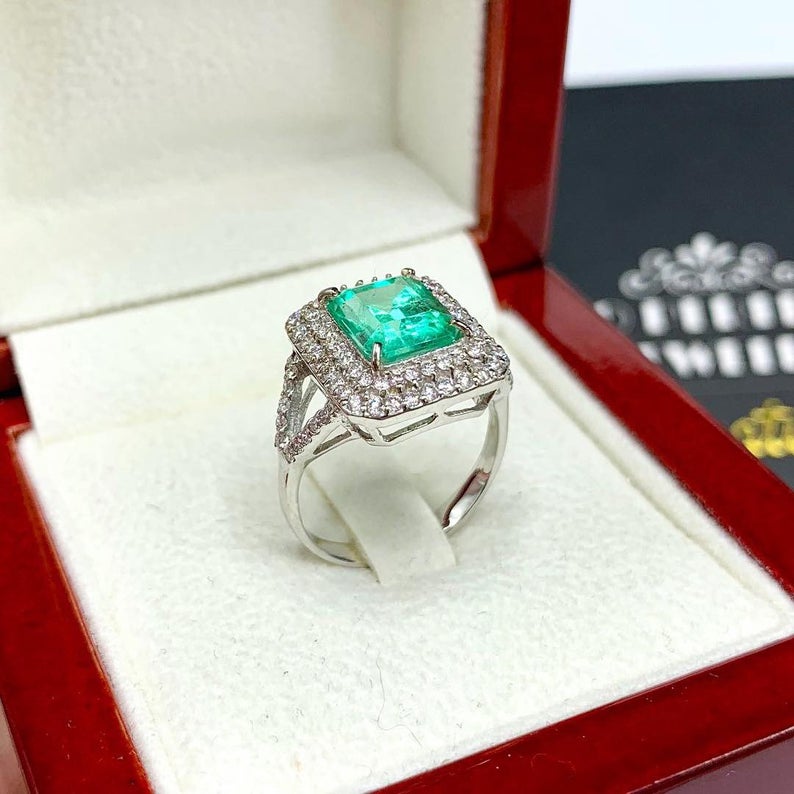 COLOMBIAN 3.10TCW Emerald VS Diamonds in 18k solid white gold ring engagement wedding colombia zambian Double halo modern natural art clean