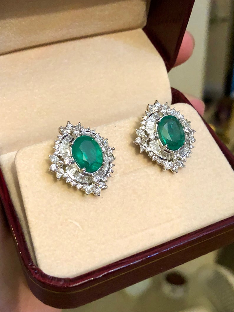 HUGE 8.80TCW Emerald VS Diamonds in 18K solid white gold earrings studs natural certified zambian Colombian halo wedding huge modern oval