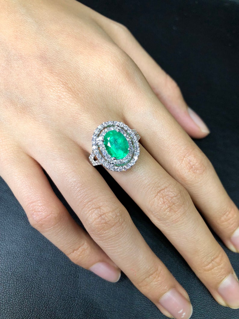 COLOMBIAN 3.09TCW Emerald & VS Diamonds in 18k solid white gold ring engagement wedding colombia zambian Double halo modern natural oval