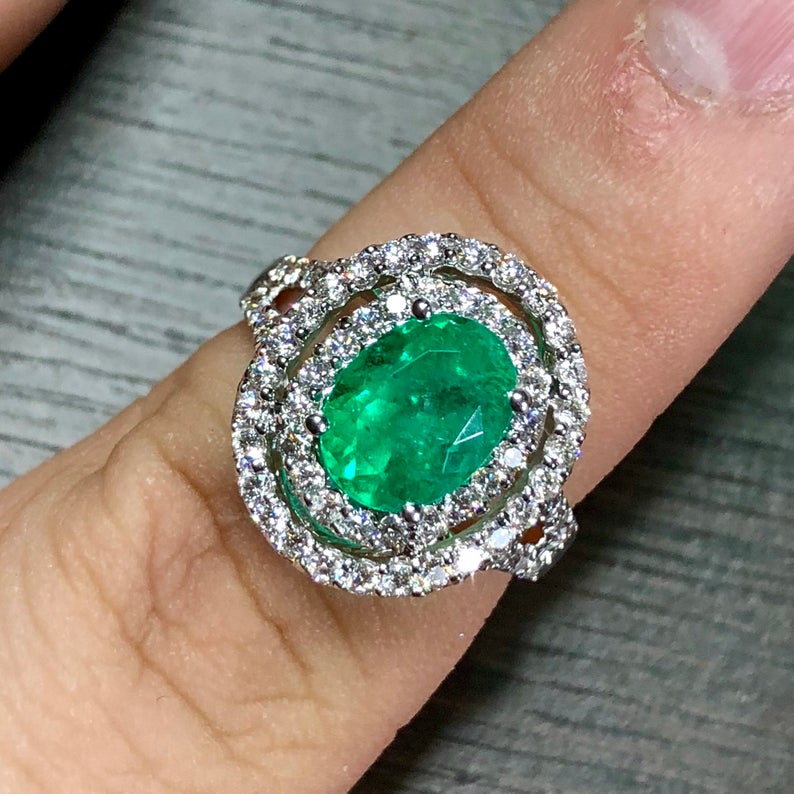 COLOMBIAN 3.09TCW Emerald & VS Diamonds in 18k solid white gold ring engagement wedding colombia zambian Double halo modern natural oval