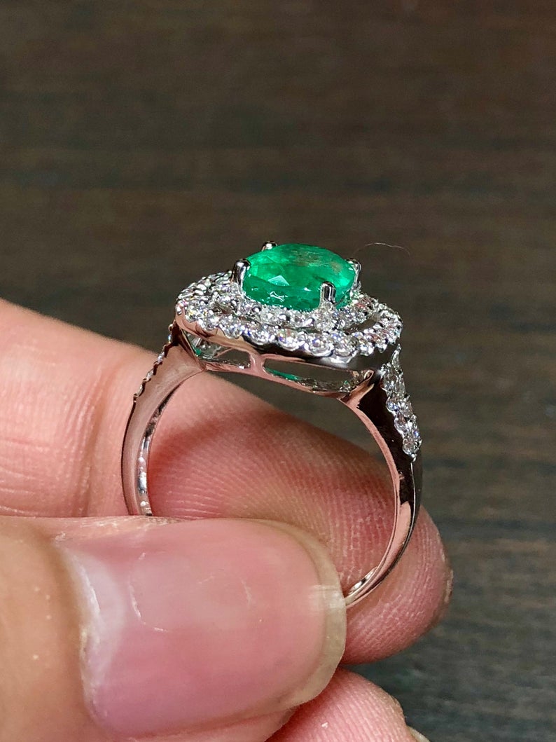 COLOMBIAN 3.09TCW Emerald & VS Diamonds in 18k solid white gold ring engagement wedding colombia zambian Double halo modern natural oval