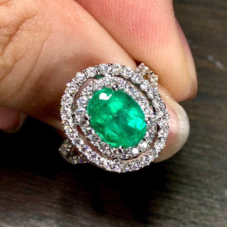 COLOMBIAN 3.09TCW Emerald & VS Diamonds in 18k solid white gold ring engagement wedding colombia zambian Double halo modern natural oval