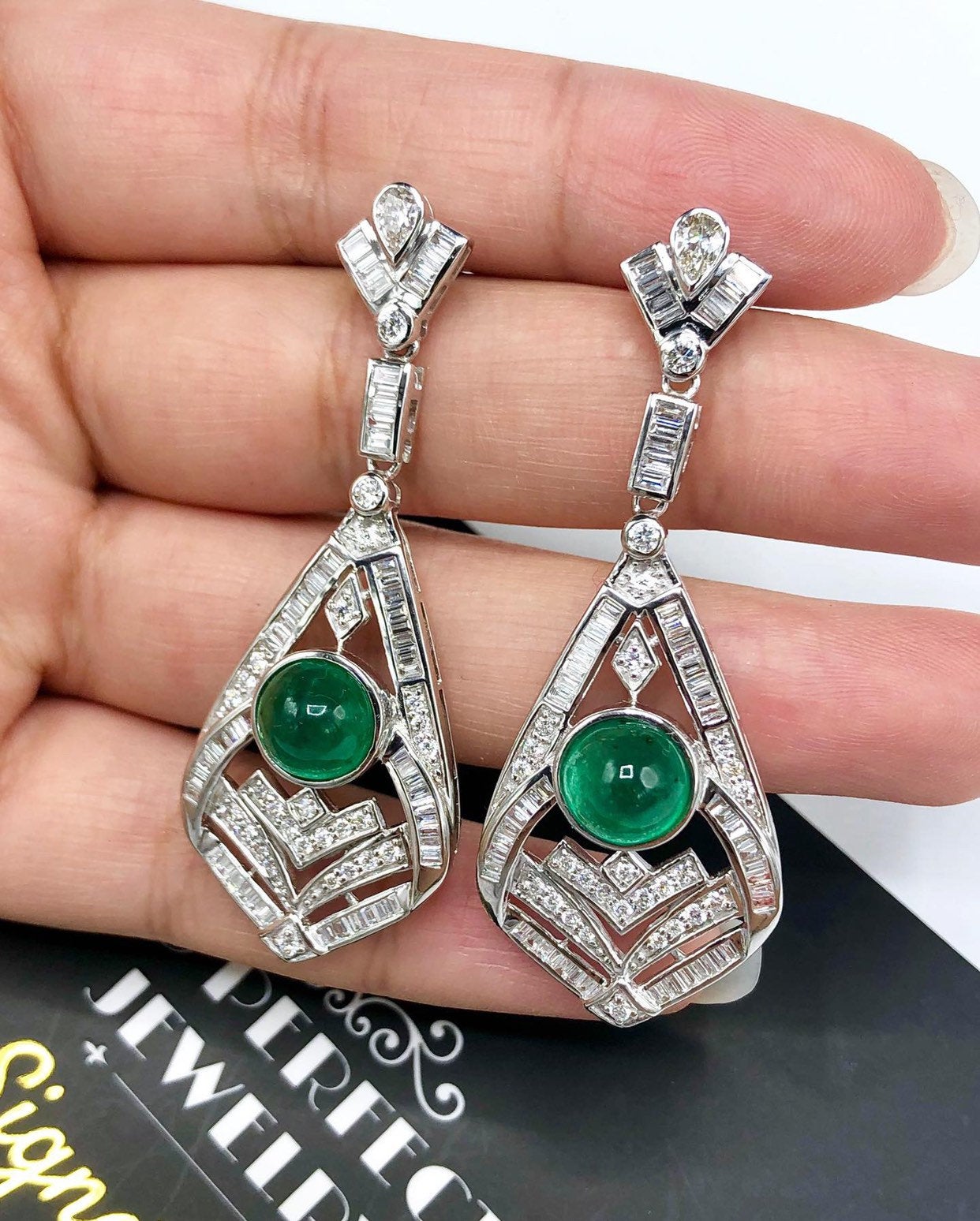 ART-DECO 8.27TCW Emerald VS Diamonds 18k solid white gold earrings gemstone zambian colombian chandelier dangle natural cabochon huge may