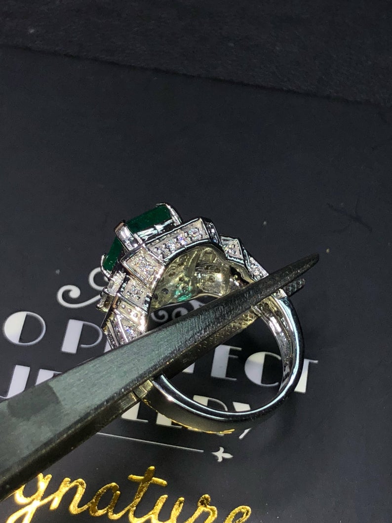 ART DECO 3.58TCW Emerald & VS Diamonds in 18k solid white gold ring engagement wedding colombian zambian Double halo modern natural