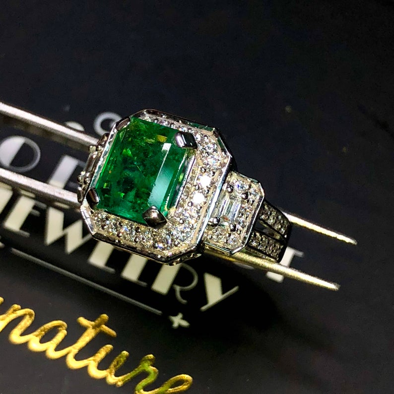 ART DECO 3.58TCW Emerald & VS Diamonds in 18k solid white gold ring engagement wedding colombian zambian Double halo modern natural