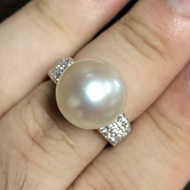 WOW! 12.5mm SOUTH SEA Pearl & 0.49 ct diamonds in 18K solid white gold ring